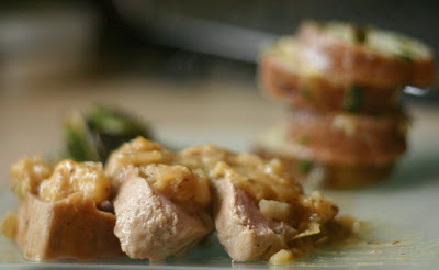 Filet de porc aux pêches - Cinq Fourchettes