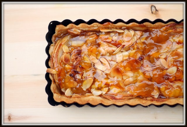 Samedi relax - tarte amandine aux pommes - Cinq Fourchettes