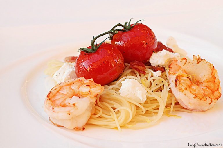 Pâtes aux tomates confites, chèvre et bacon! - Cinq Fourchettes