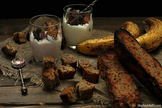 Croûtons de pain aux bananes au yogourt - Cinq Fourchettes