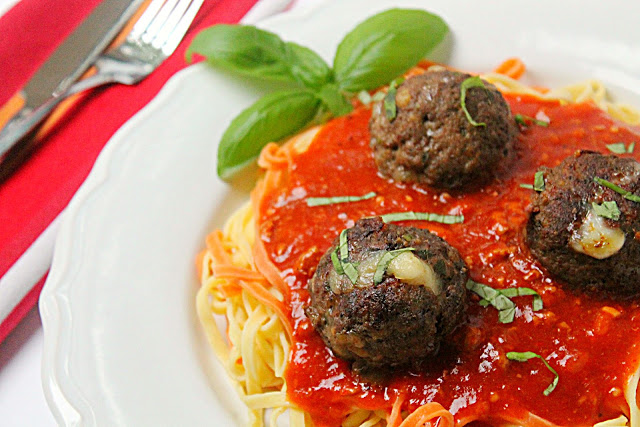 ulettes de boeuf à l'italienne en moins de 15 minutes (VIDÉO) - Cinq Fourchettes