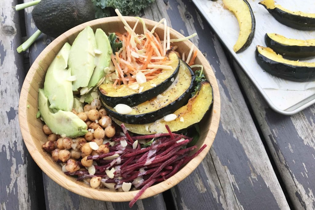 Salade tiède à la courge et aux pois chiches #Végé / Cinq Fourchettes