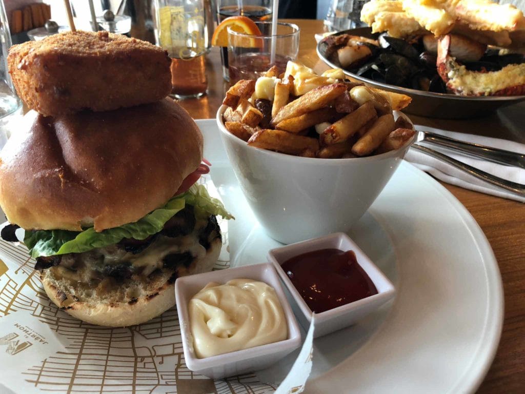 L’excellence au menu au restaurant Le Montréal / Cinq Fourchettes