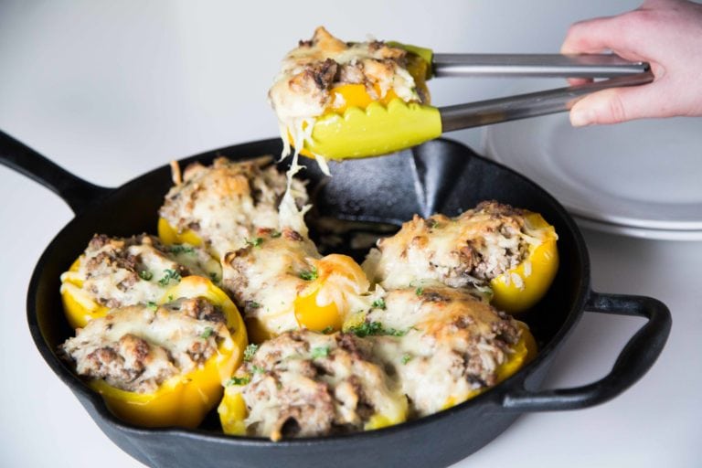 Poivrons farcis au boeuf inspiration steak philly / Cinq Fourchettes