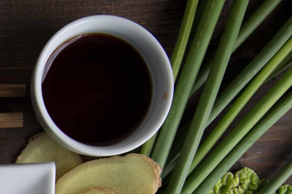 Sauce au mirin pour accompagner les dumplings ou rouleaux printaniers Cinq Fourchettes