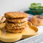 Burger végé avec galette de quinoa Cinq Fourchettes