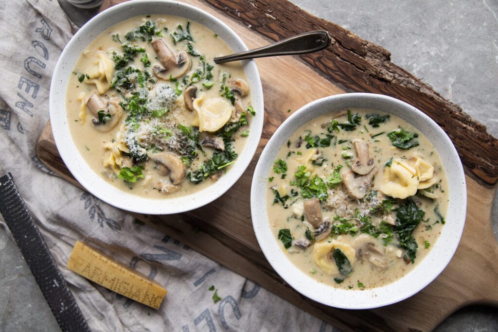 soupe tortellinis champignons épinard kale Cinq Fourchettes