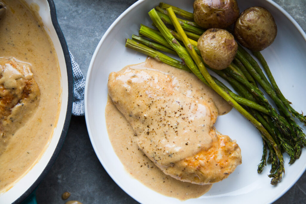 poulet en sauce crémeuse recette Cinq Fourchettes creamy sauce chicken easy facile