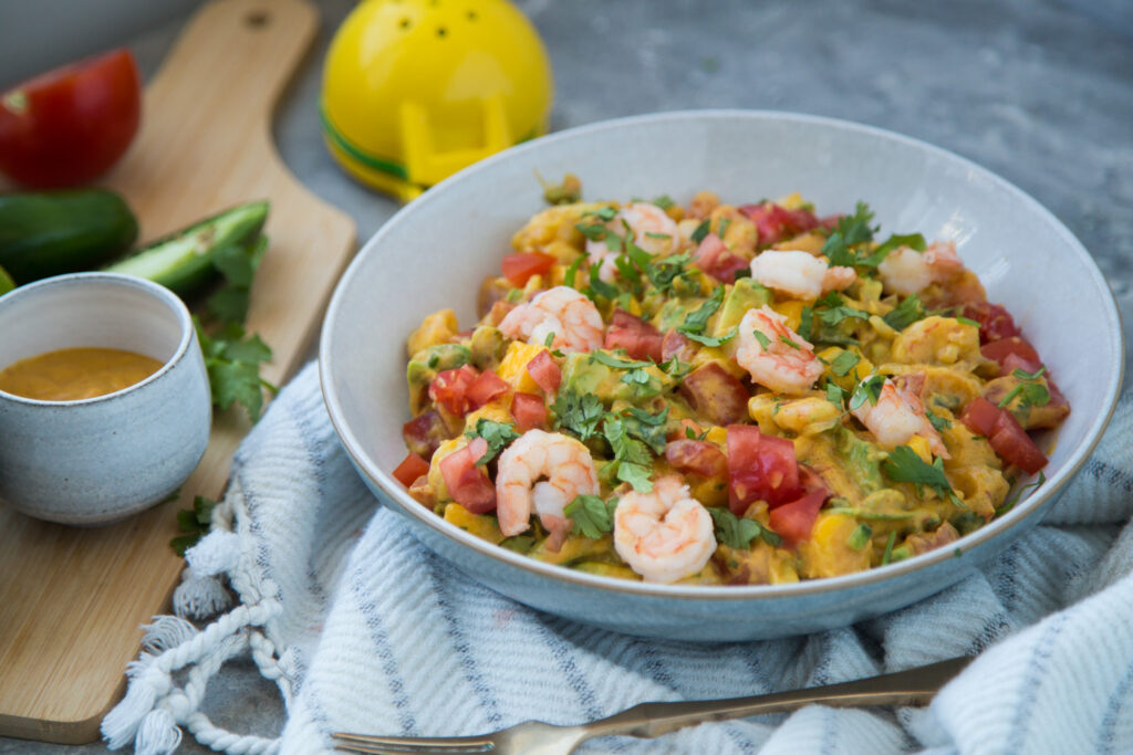 salade crevettes mangue avocat tomates santé sans gluten sans allergène recette Cinq Fourchettes shrimp salad mango tomato avocado recipe