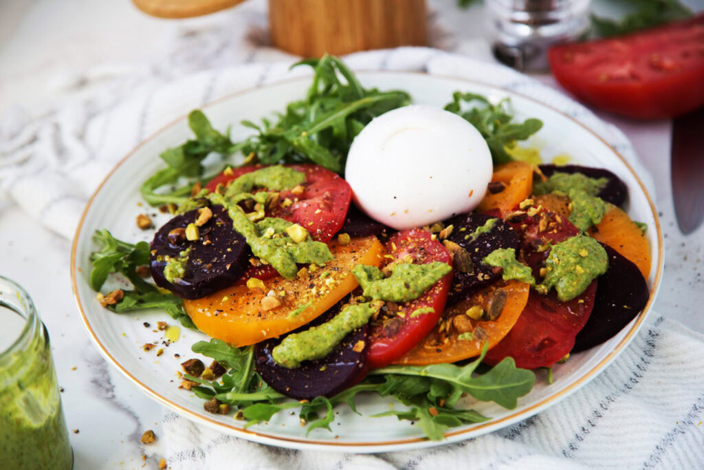 salade roquette tomates betteraves burrata cinq fourchettes recette recipe tomato beet pesto pistache pistachio