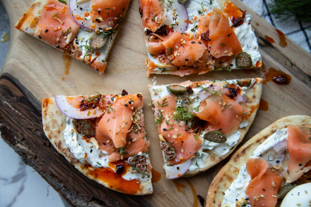 pizza déjeuner saumon fromage oeuf breakfast salmon recette recipe Cinq Fourchettes